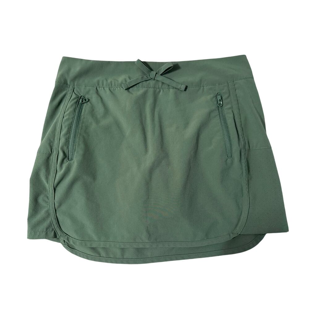 Girls Magellan Outdoors Water Repellent Green Skort
L (12-14)